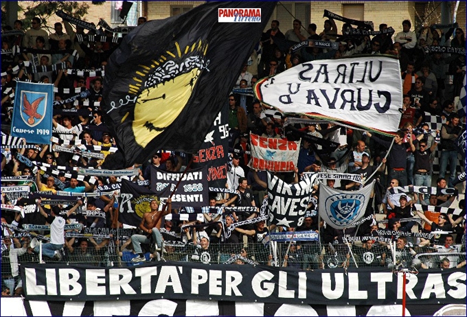 TIFO CAVESE 2.jpg